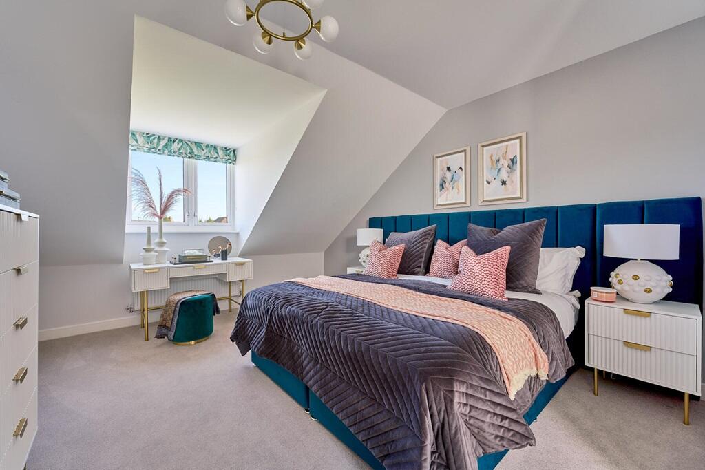 Main image of property: Harvest Hill Road, Maidenhead,
Berkshire,
SL6 2QP