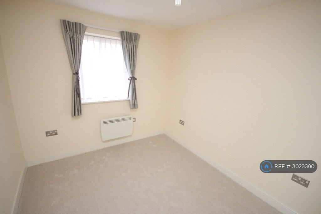 Apartment in Bournemouth - More