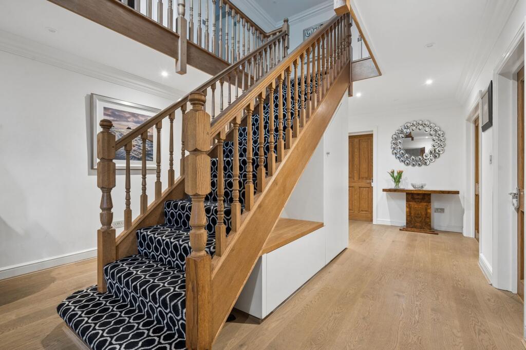 House in Hemel Hempstead, Beaconsfield - View 2