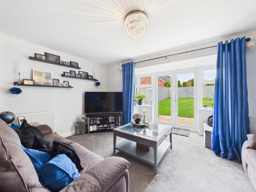 House in Derby, Chellaston - More