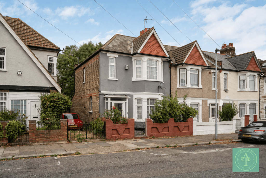 Main image of property: Dunbar Road, Wood Green, London, N22