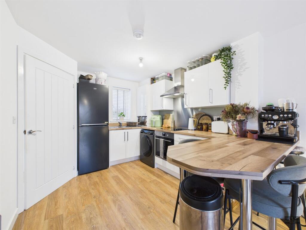 House in Exeter - View 5