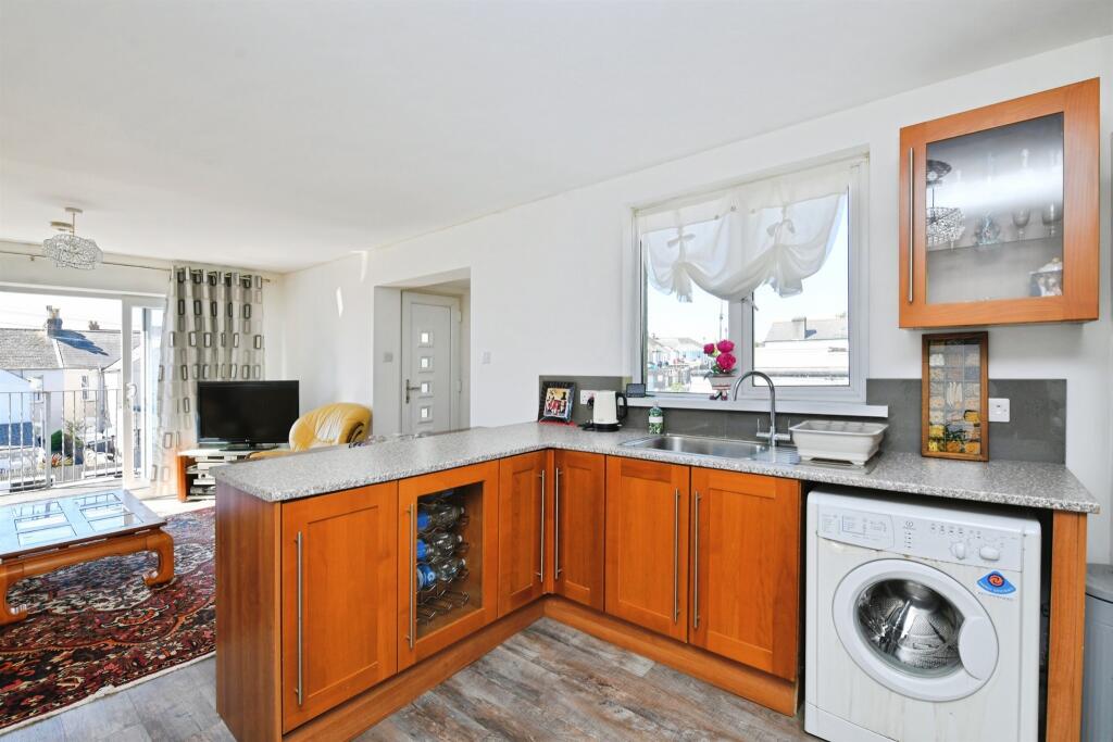 House in Saltash, Cornwall - View 2