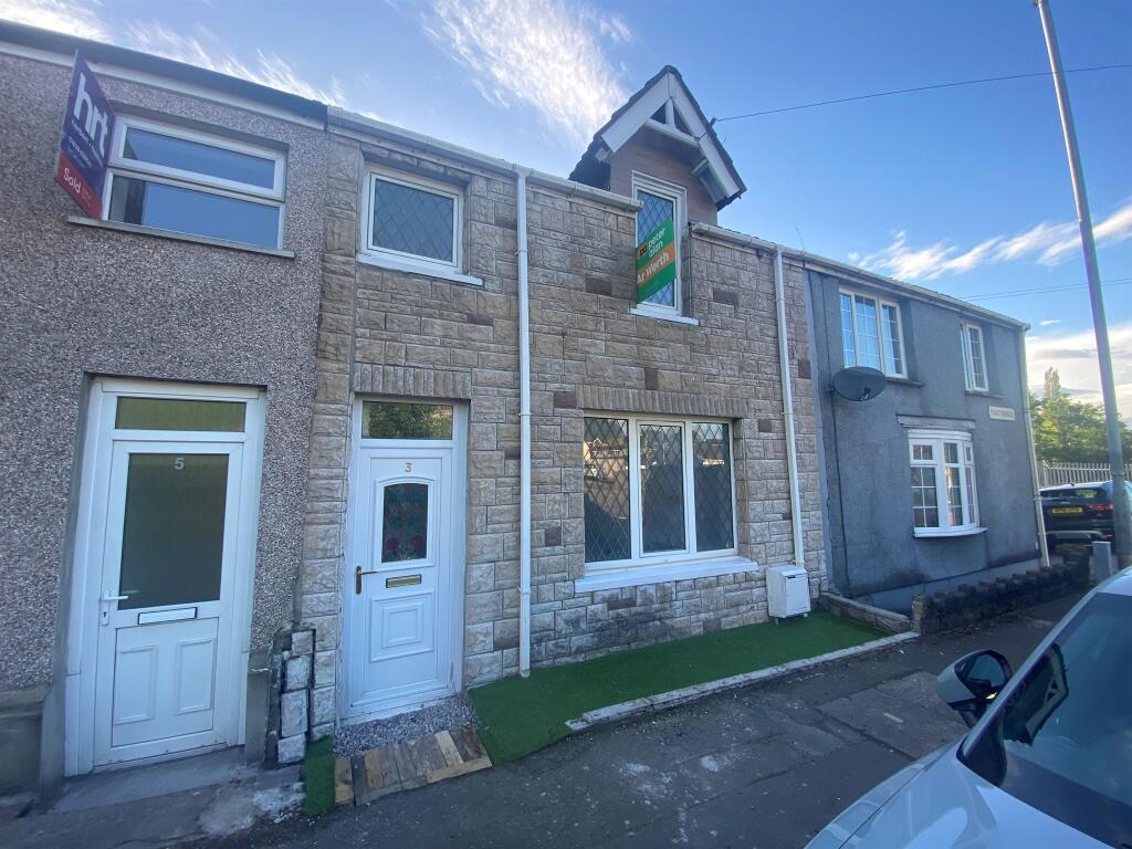 Main image of property: Pant Yr Heol, Neath