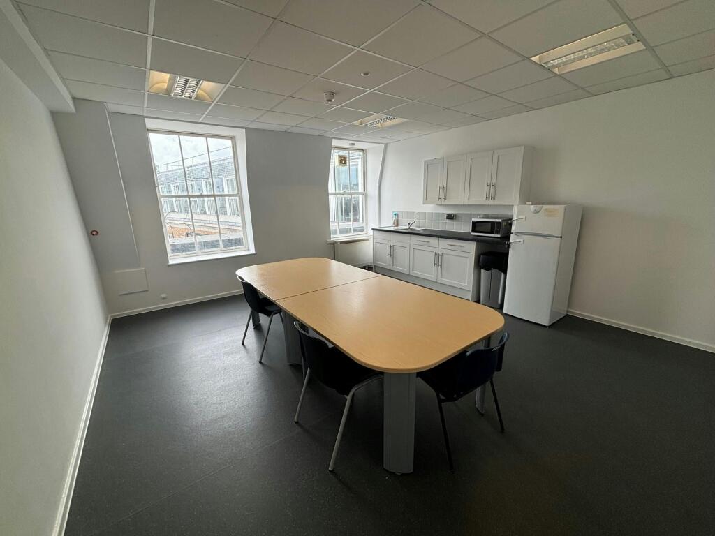 Office 6.jpg