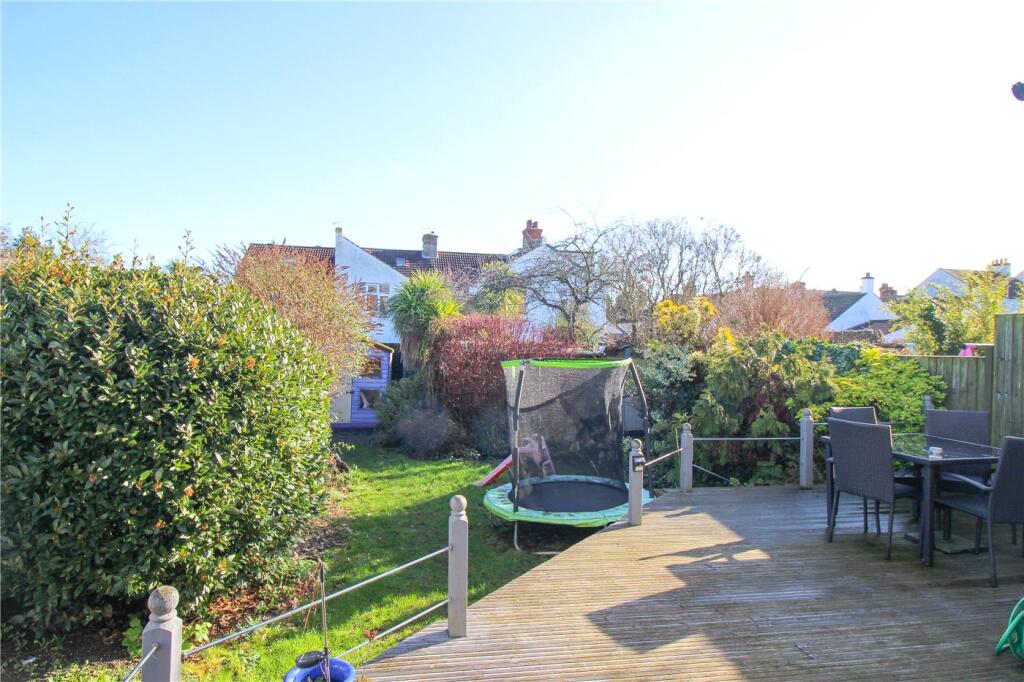 Electric Avenue, Westcliff-on-Sea, Essex, SS0 photo 4