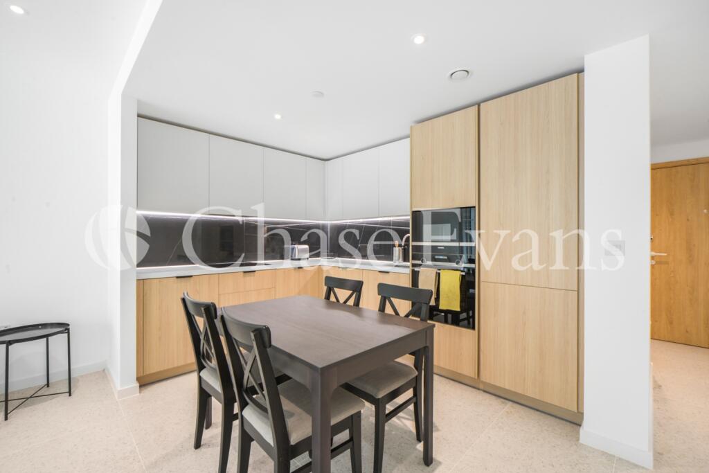 Apartment in London - View 2