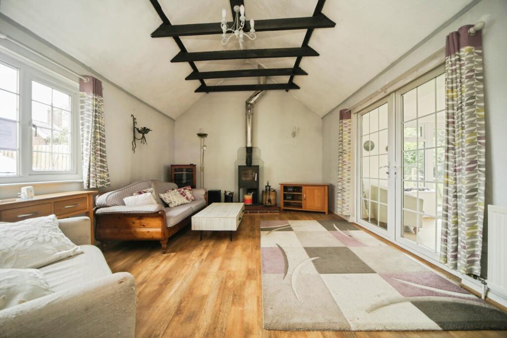House in West Suffolk, Great Barton - More