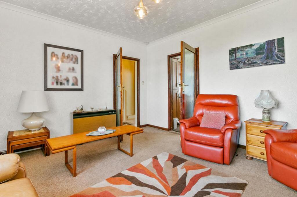 Dimsdale Crescent, Wishaw, ML2 photo 3