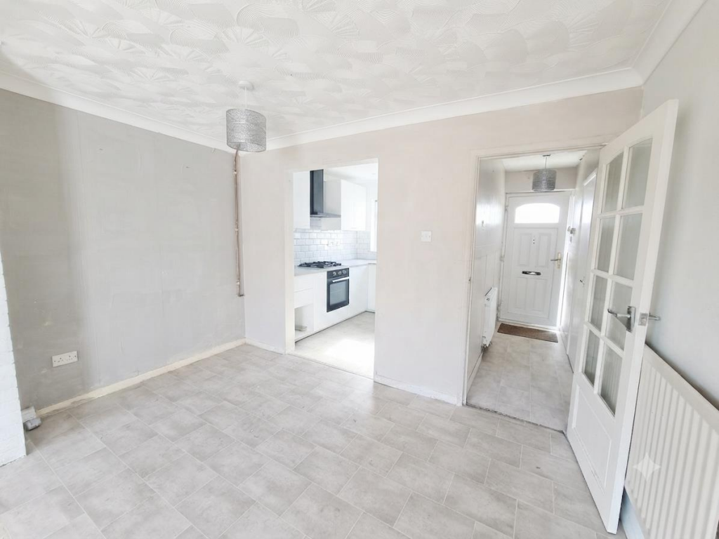 House in Portsmouth - View 4