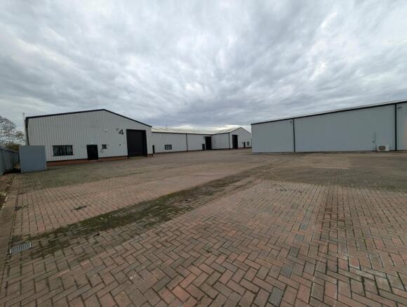 Denham Court Brunel Drive Newark 12.jpg