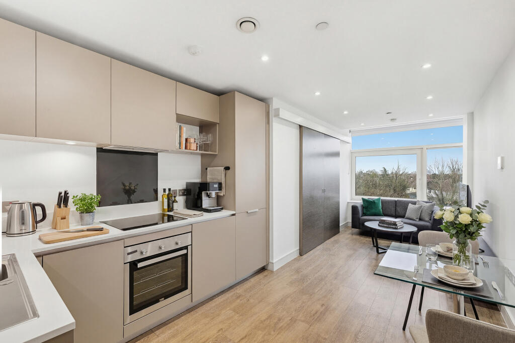 Main image of property: Northpoint, Ewell Road, Surbiton, Kingston Upon Thames, KT6