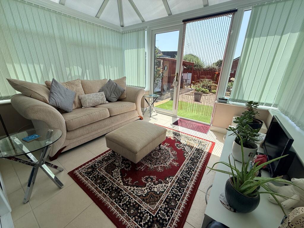 Southway Drive, Yeovil, Somerset, BA21 3ED - View 4