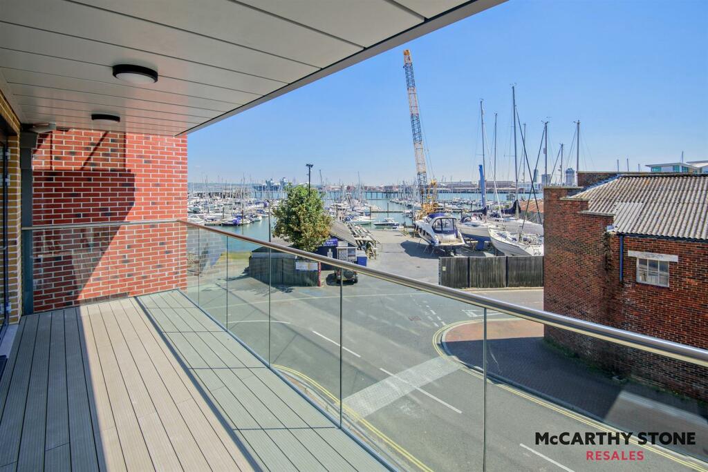 Main image of property: 16 Viewpoint, Harbour Road, Gosport, PO12 1GX
