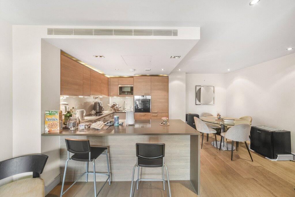 Apartment in London - View 3