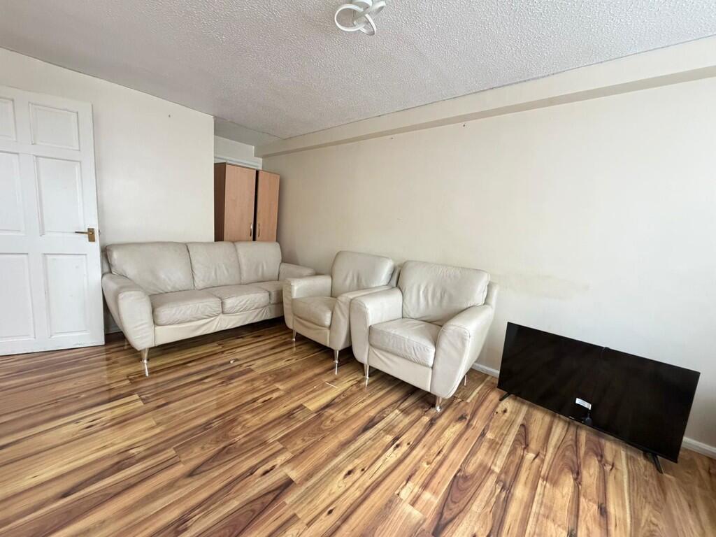 House in Leicester - View 5