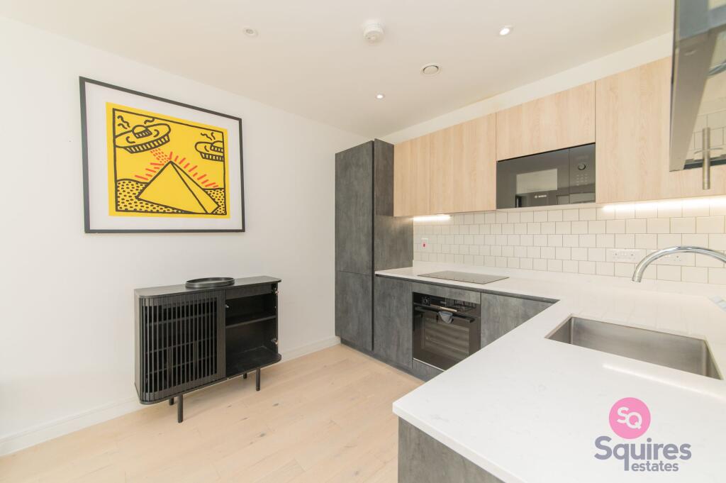 Apartment in London - View 4
