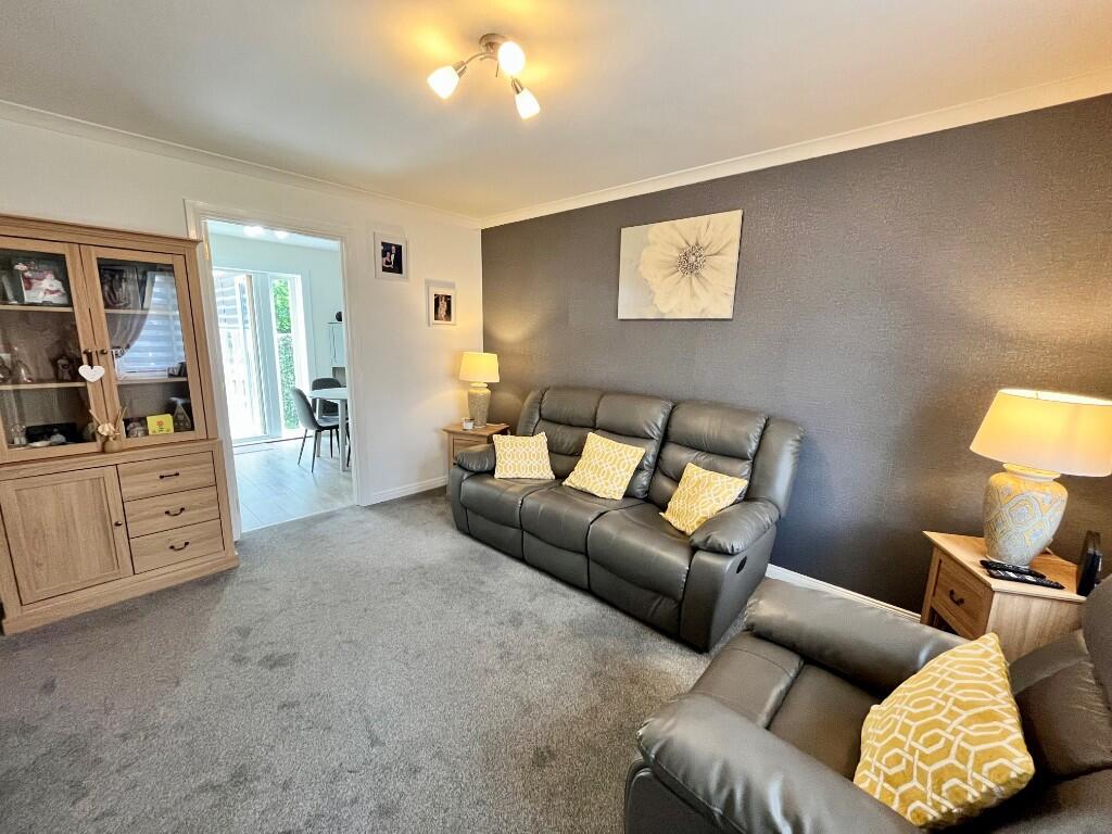 Haymarket Crescent, Livingston, EH54 8AU photo 2