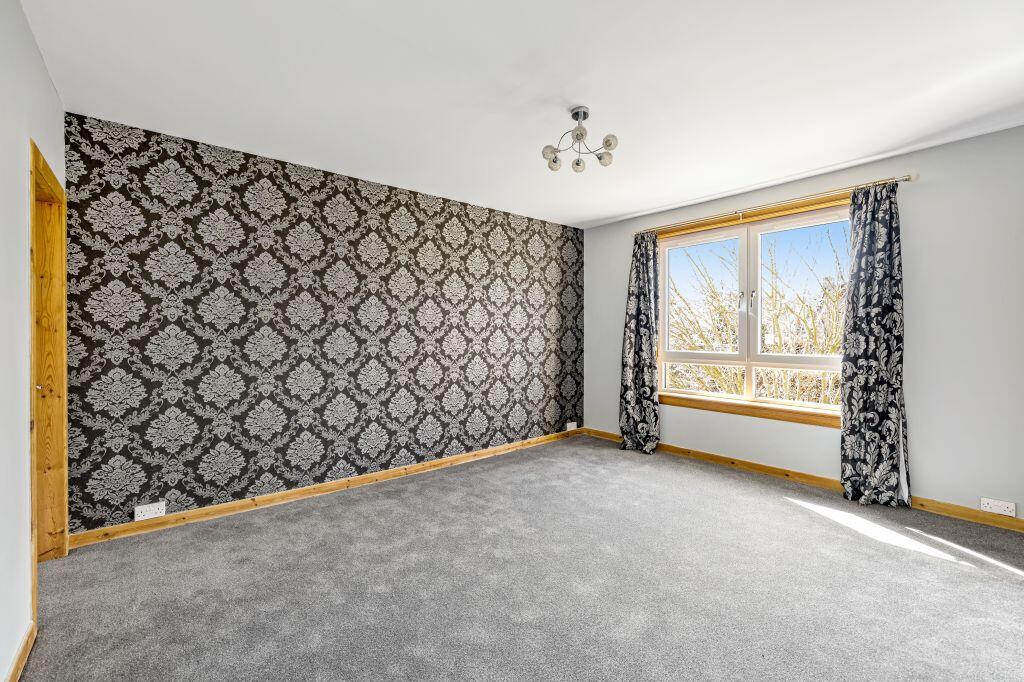 Apartment in Midlothian - View 3