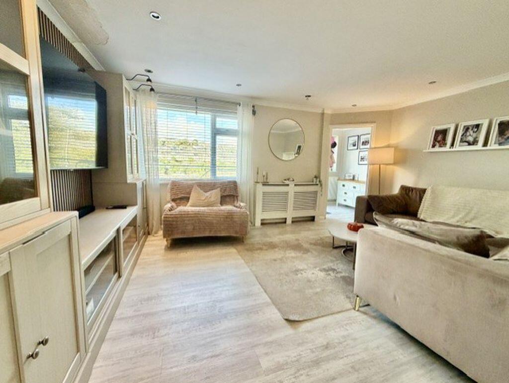 House in Plymouth - View 4