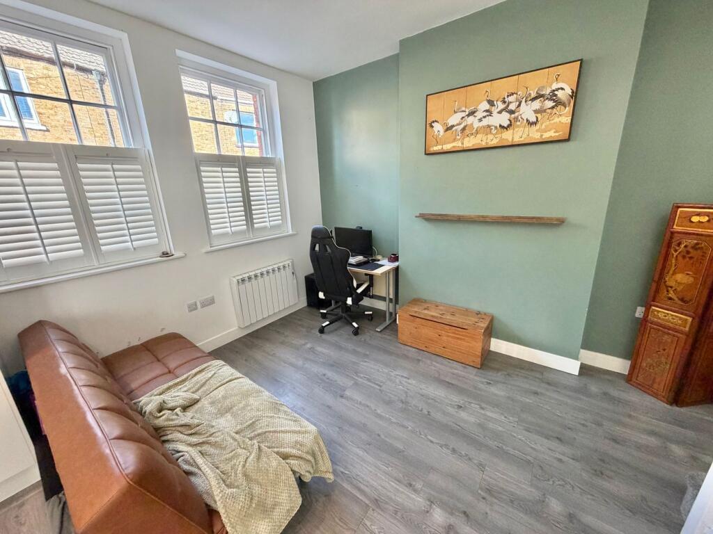 House in Taunton, Wilton - More