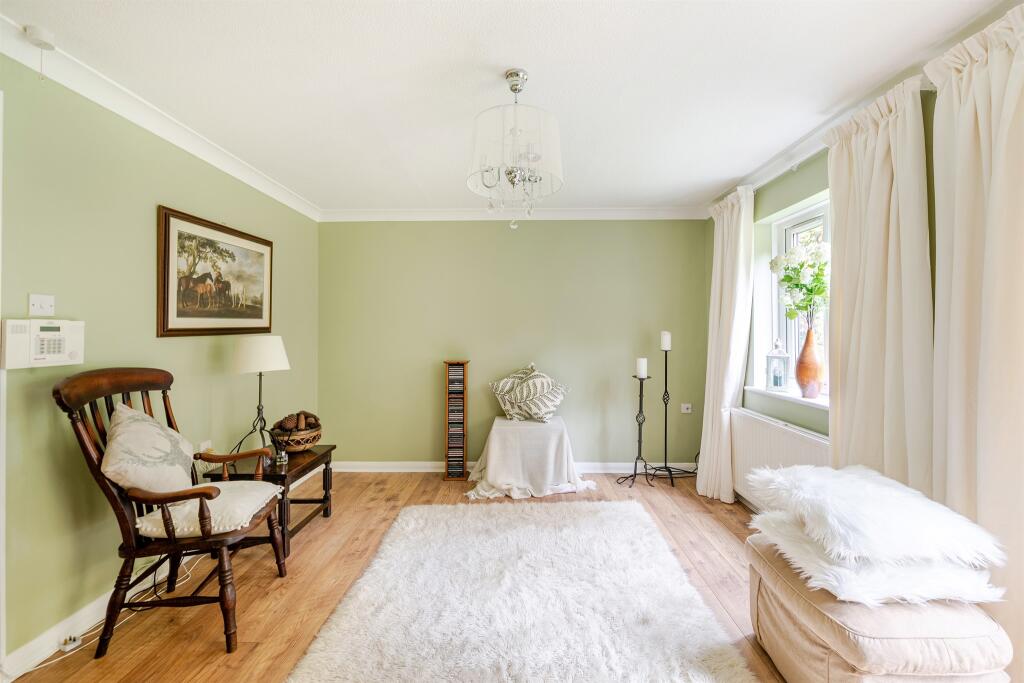 Additional image 5 of The Beeches, Park Street, St. Albans