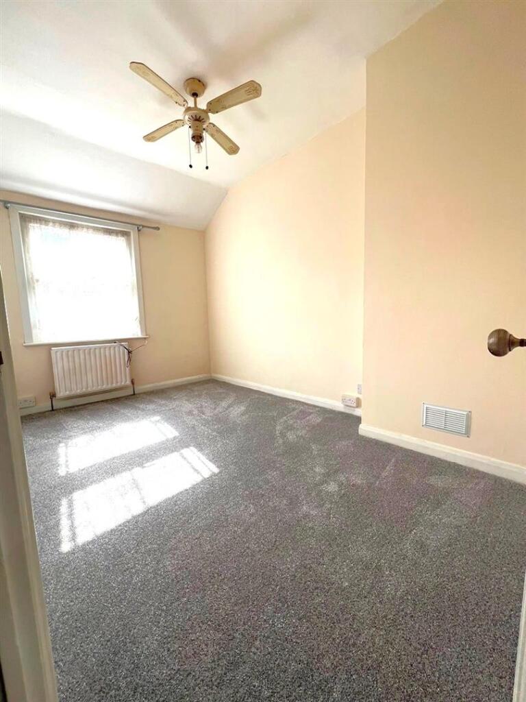 House in Dartford - View 5