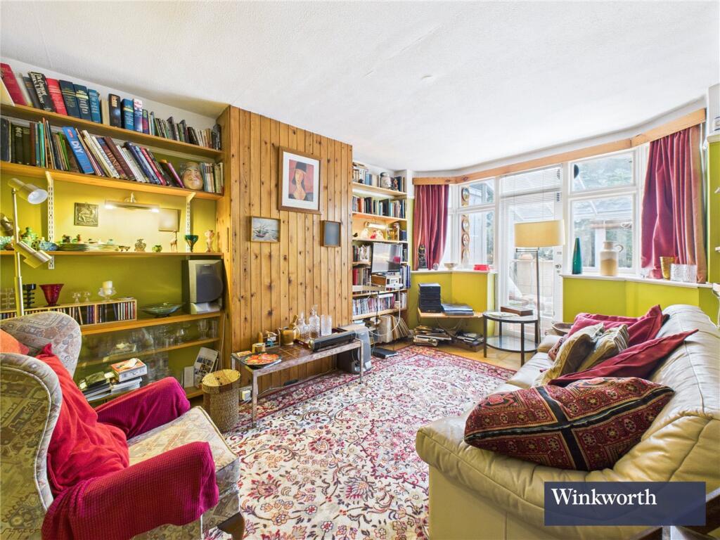 House in London - View 2