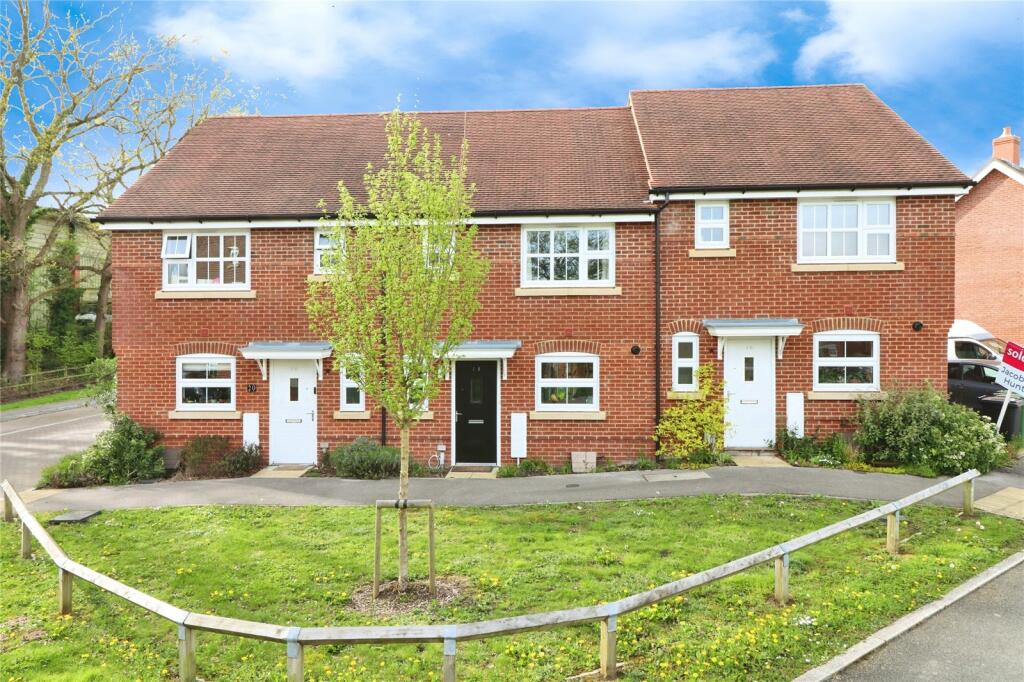 Main image of property: Farm Drive, Petersfield, Hampshire, GU31