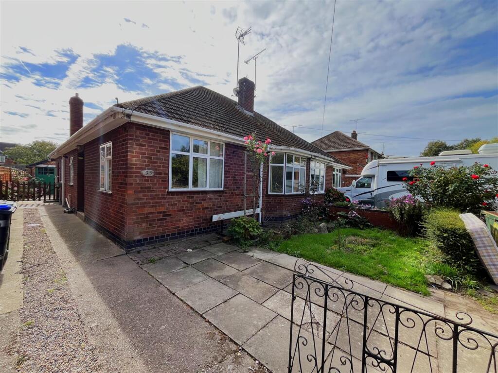 Main image of property: Green Lane, Warwick