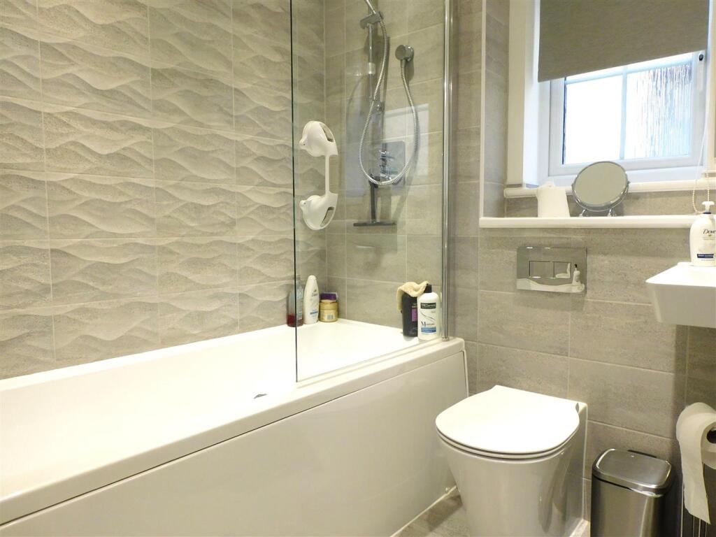 Shearwater Way, Seaton photo 4