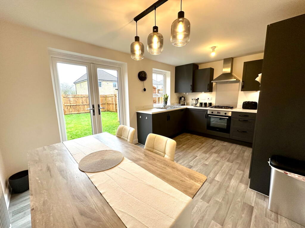 Castle Garden Street , Penistone, Sheffield, S36 8BD photo 2
