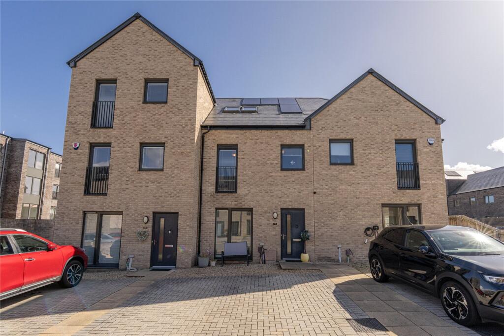 Main image of property: 4 Kempsel Grove, Edinburgh, EH11