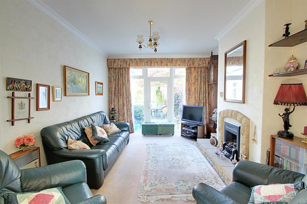 Adeyfield Road, Hemel Hempstead photo 3