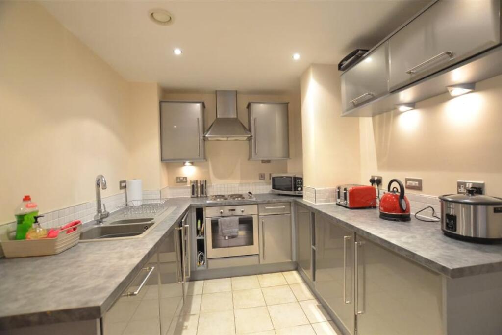 Apartment in Liverpool - View 2