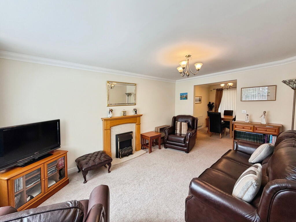 Penrhiwtyn Drive, Neath, SA11 2JF photo 2