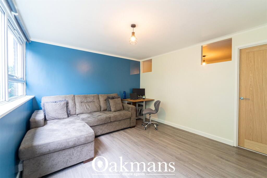 Apartment in Birmingham, West Heath - More
