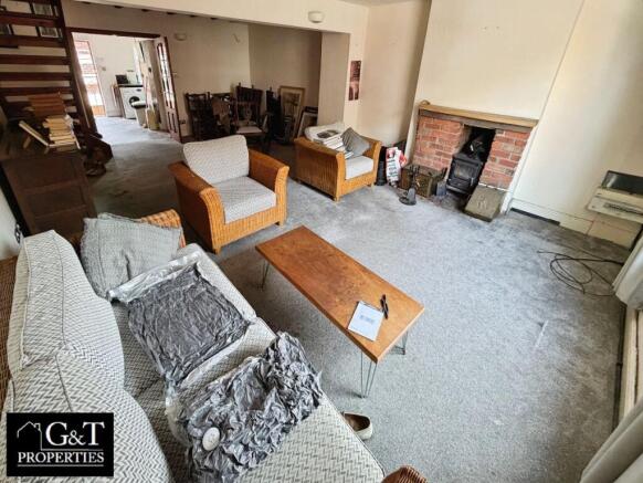 SECOND FLOOR RECEPTION ROOM