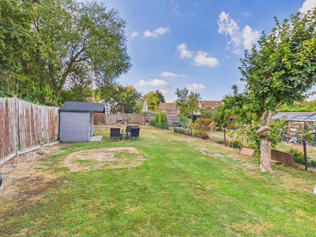 House in Gloucester, Abbotswood, Brockworth - View 4