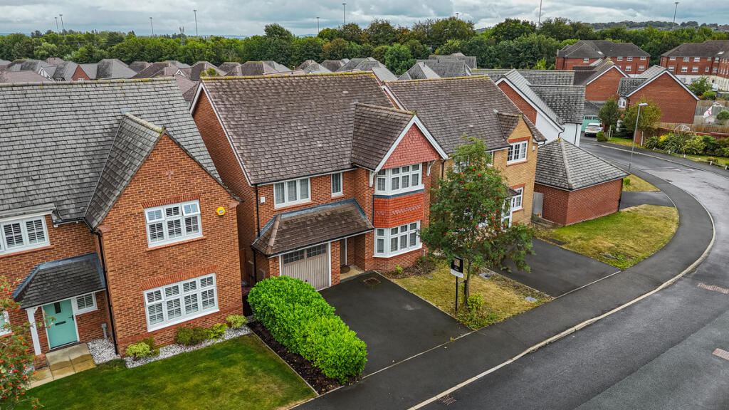 Sandown Avenue, Broadgreen, L14