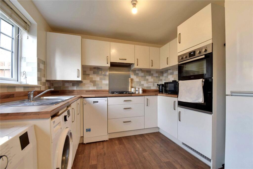 Cheviot Close, Brompton, Northallerton, North Yorkshire, DL6 photo 3
