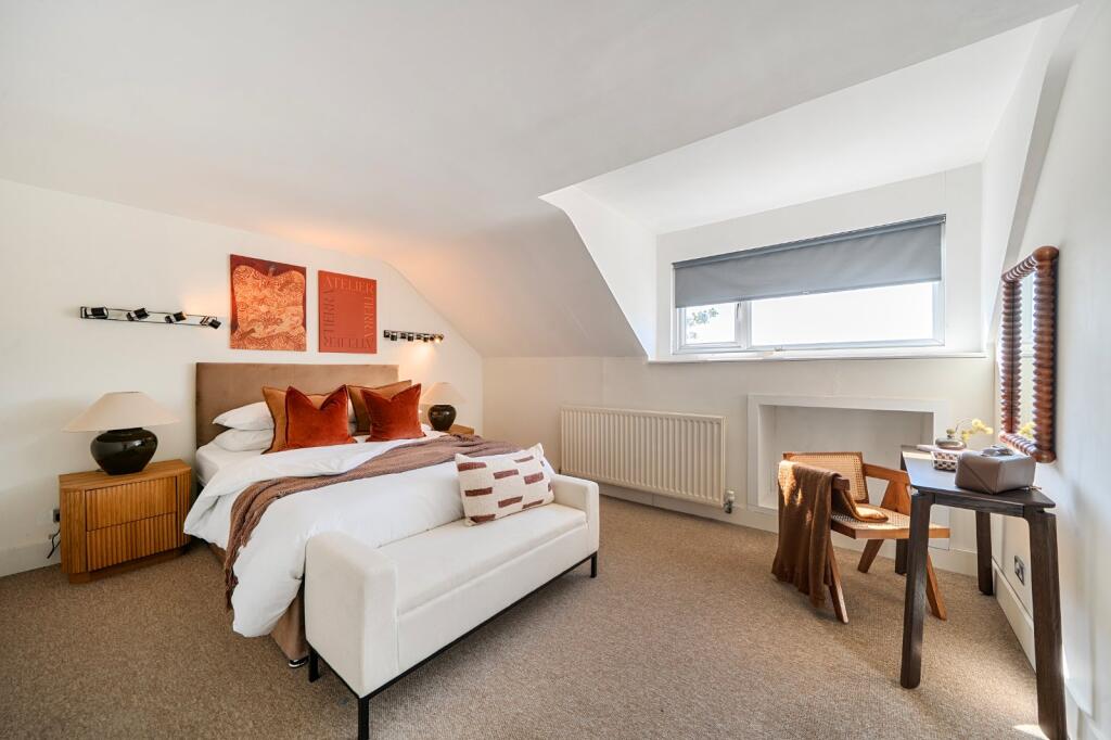 Apartment in London, Kilburn - View 4