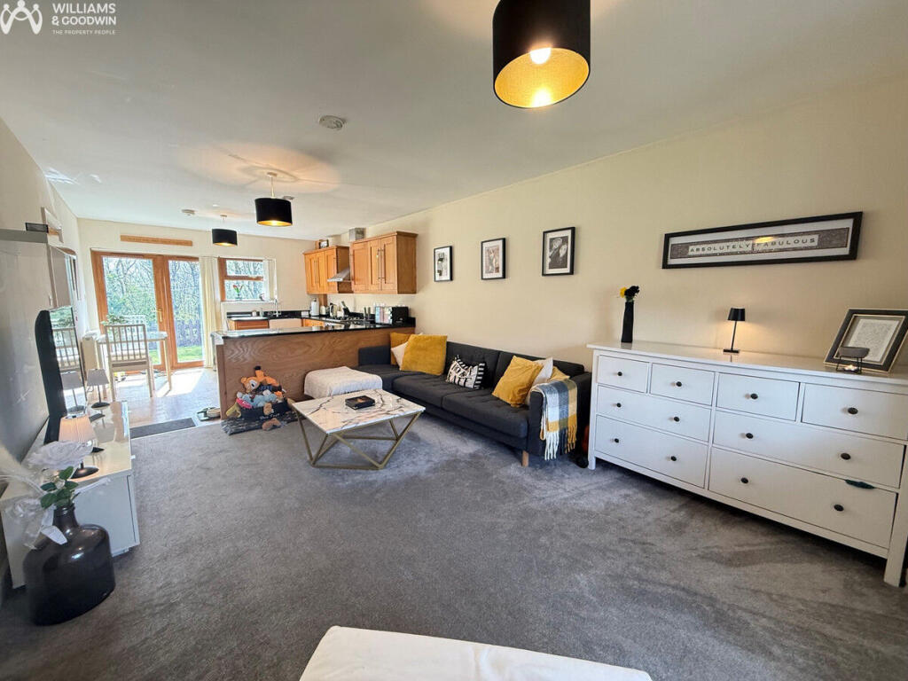 House in Llanddaniel Fab, Ynys Môn / Isle of Anglesey - More