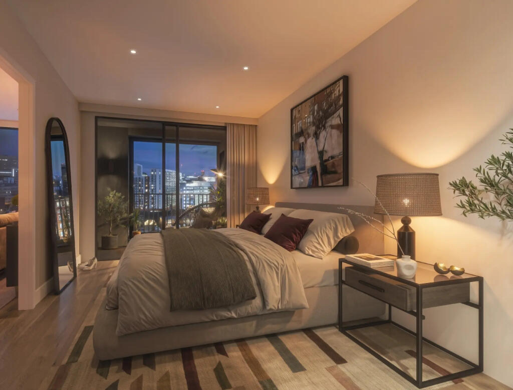 Apartment in Manchester, City Centre - View 5