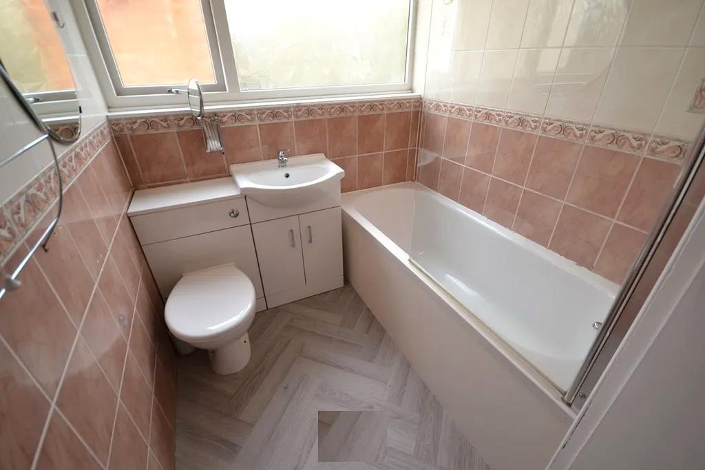Apartment in Coventry - View 5