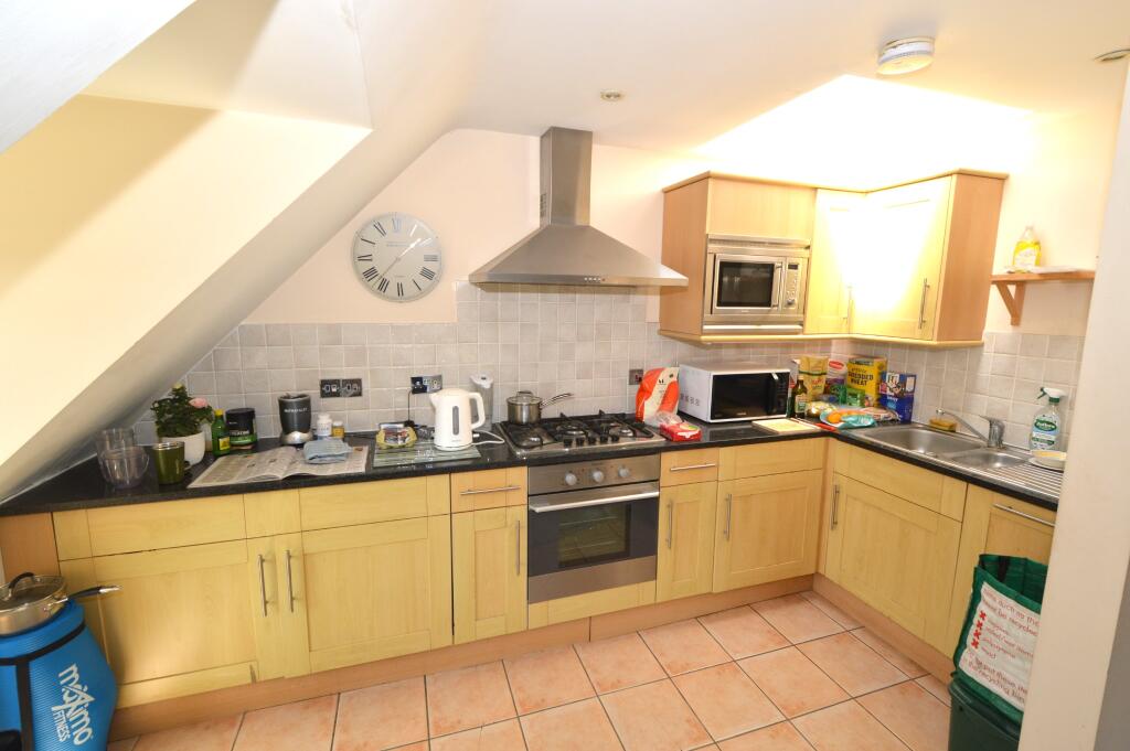Apartment in Surrey Heath, Windlesham - View 5