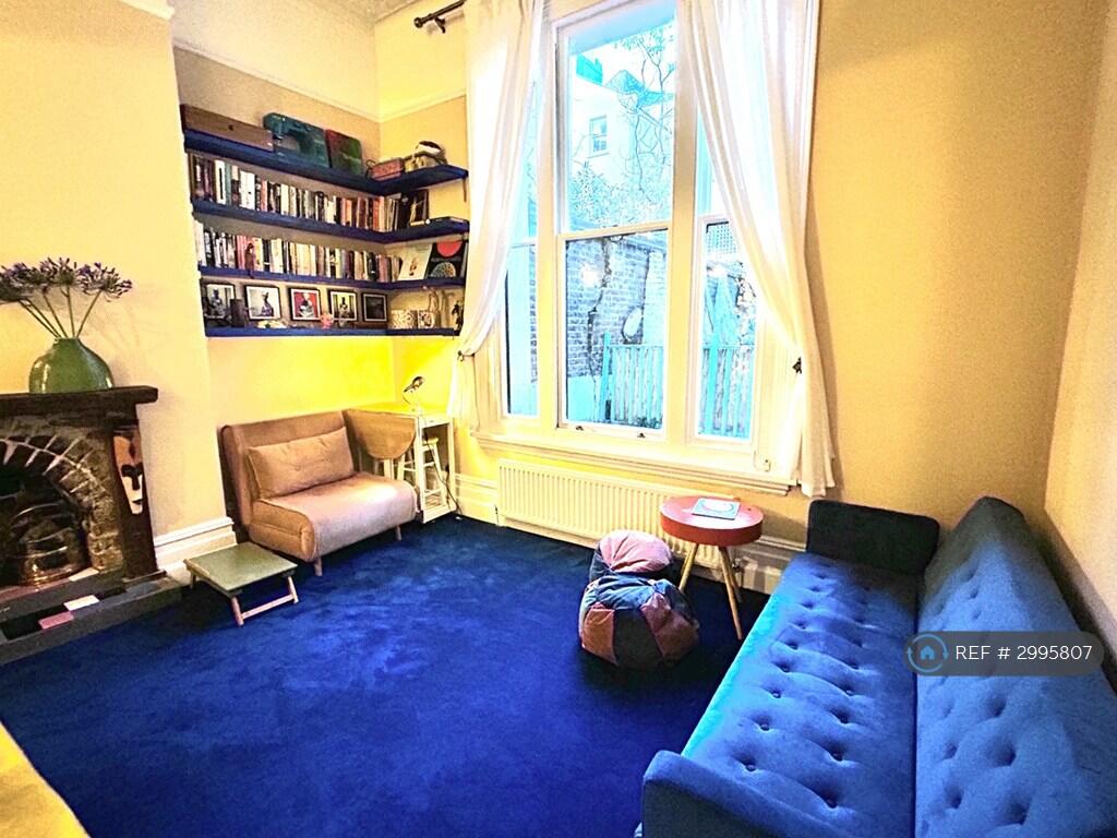 Apartment in Brighton - View 6