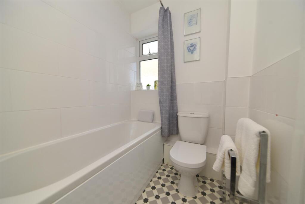 Additional image 9 of Savoy Close, Harborne, Birmingham