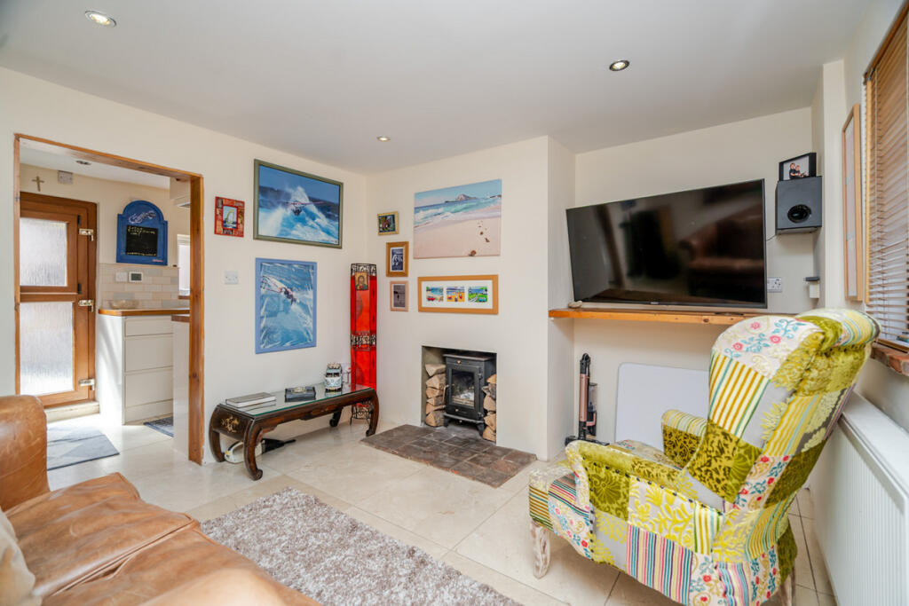 Church Street, Lidlington, Bedford, MK43 - View 5