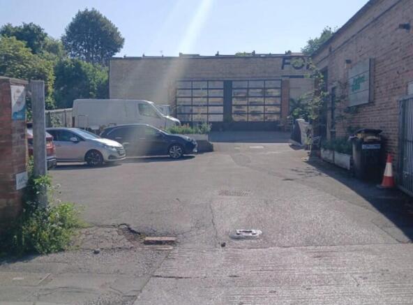 Photo 2
